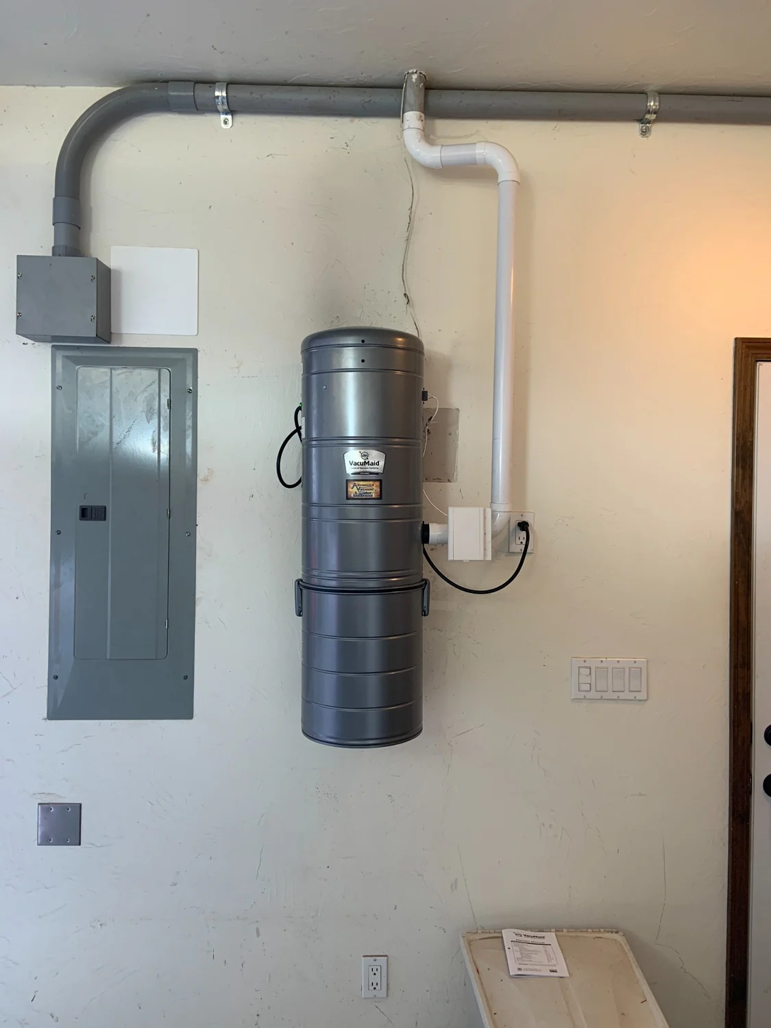 Installed central vacuum power unit